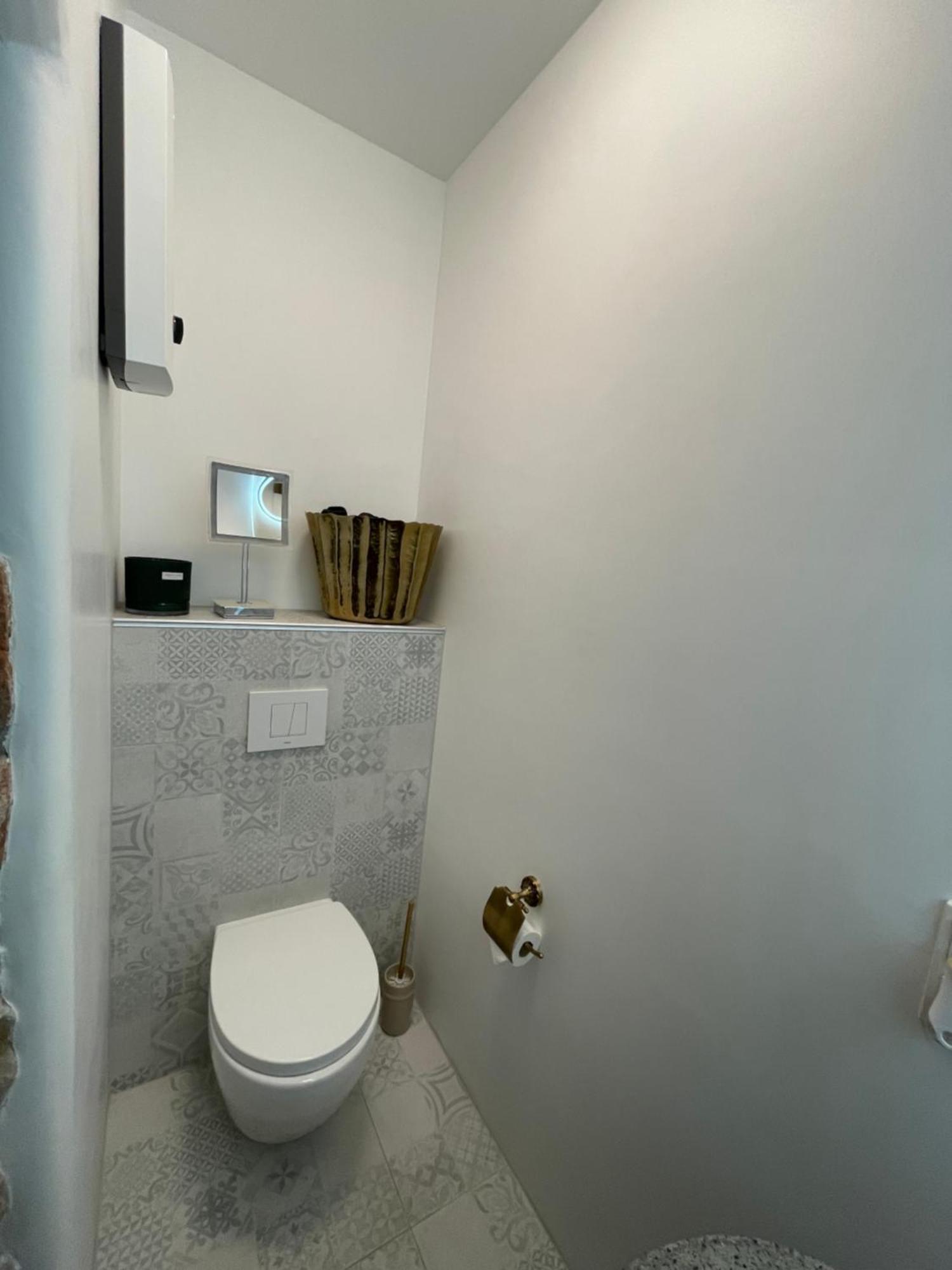 Luxurioese Ferienwohnung Mit Wellness Oase Саарбург Екстер'єр фото