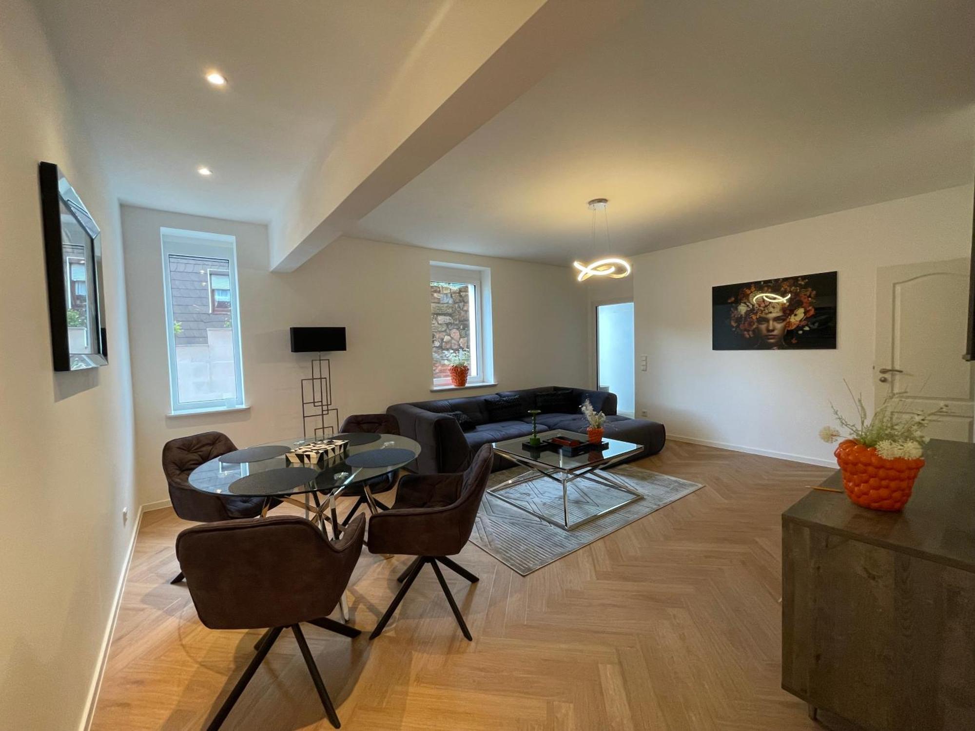 Luxurioese Ferienwohnung Mit Wellness Oase Саарбург Екстер'єр фото