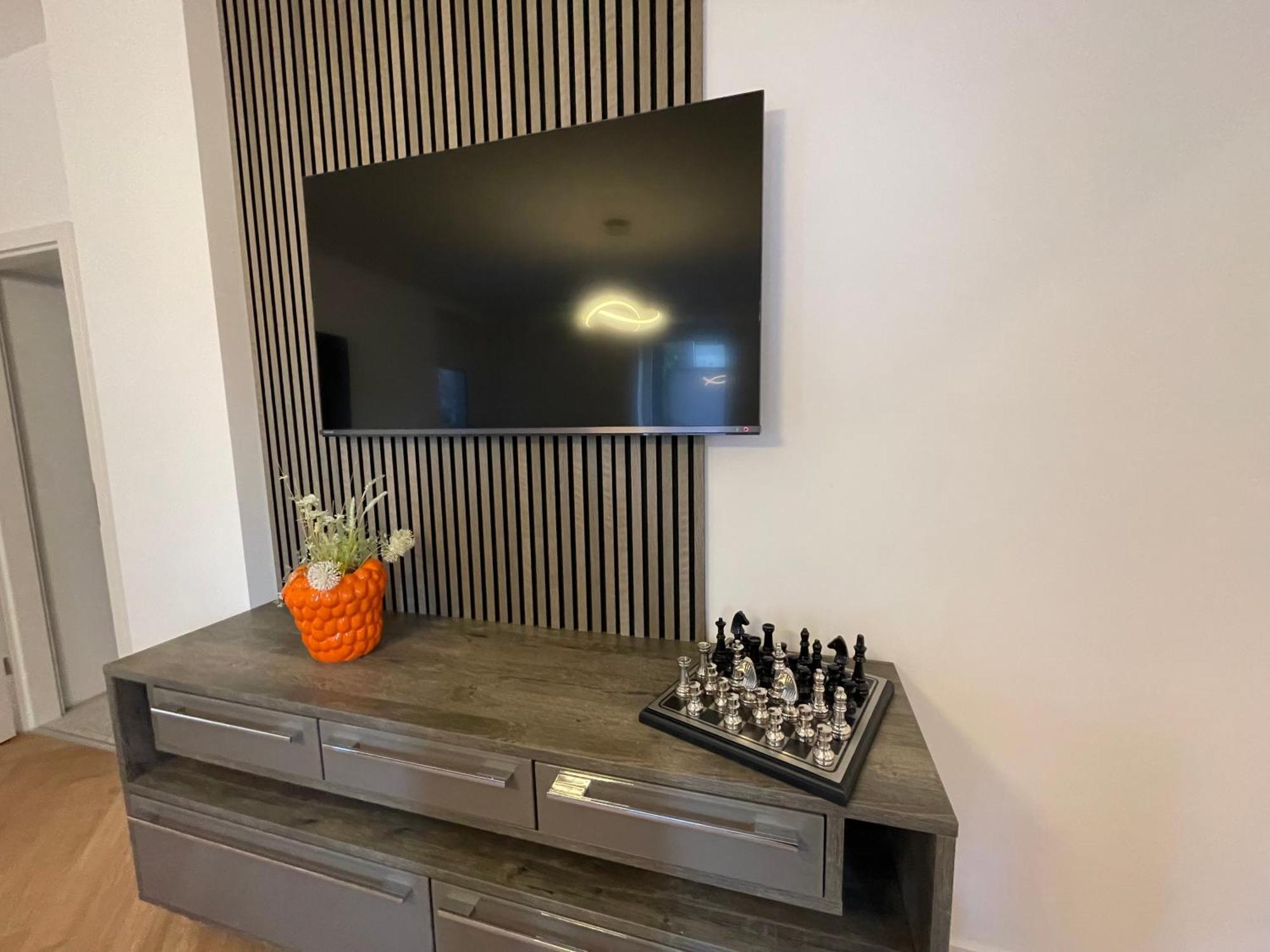 Luxurioese Ferienwohnung Mit Wellness Oase Саарбург Екстер'єр фото