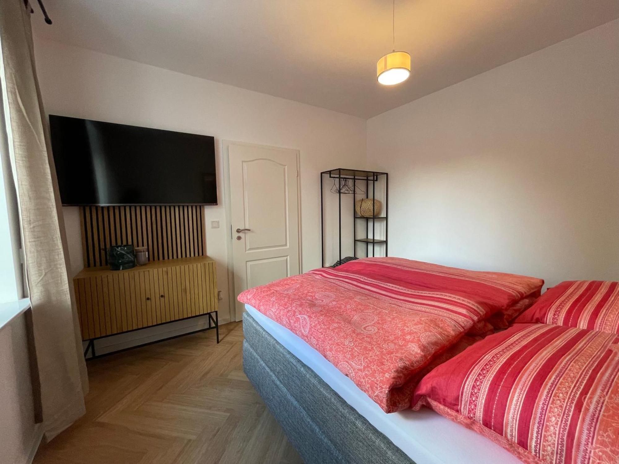 Luxurioese Ferienwohnung Mit Wellness Oase Саарбург Екстер'єр фото