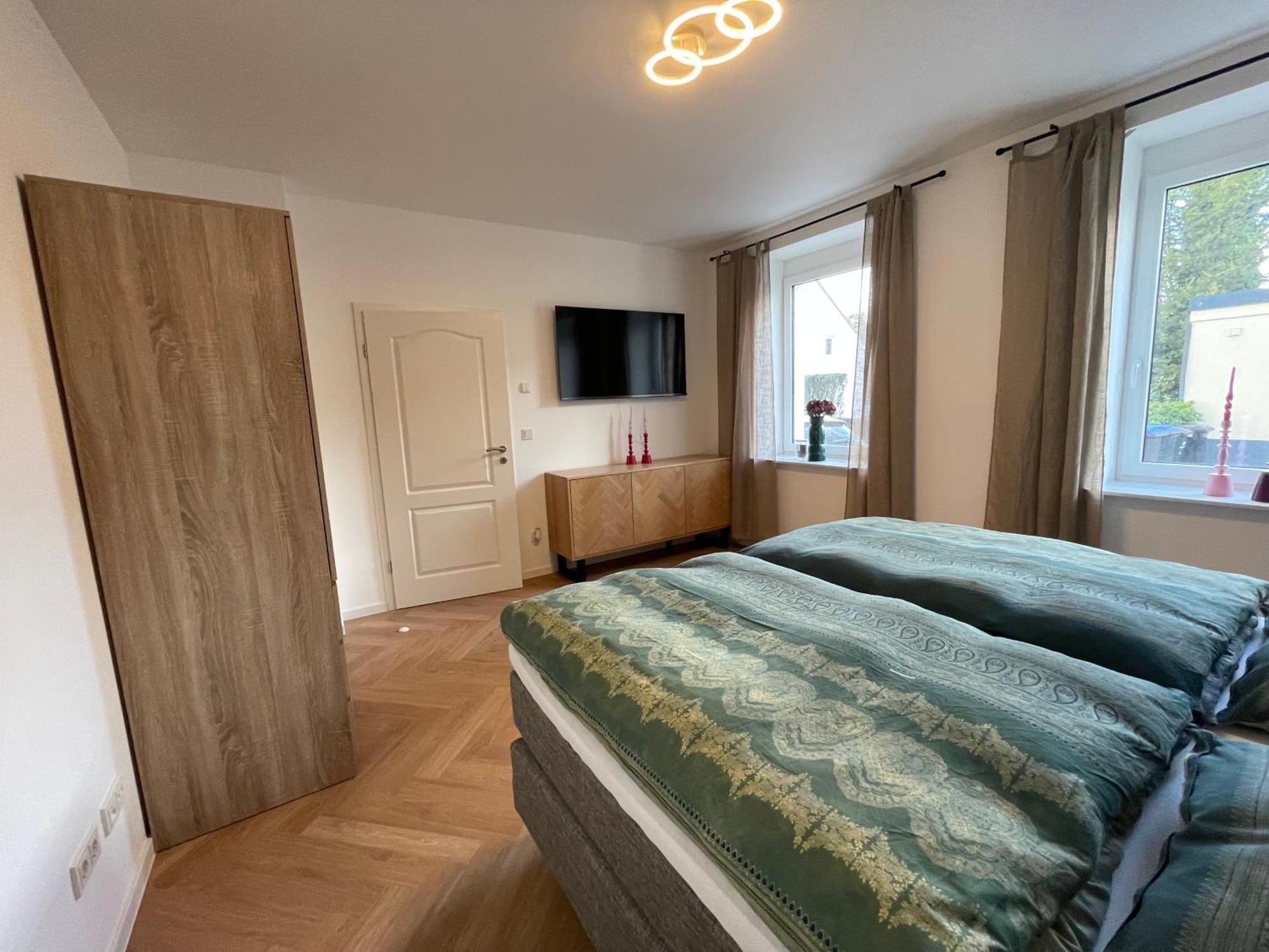 Luxurioese Ferienwohnung Mit Wellness Oase Саарбург Екстер'єр фото