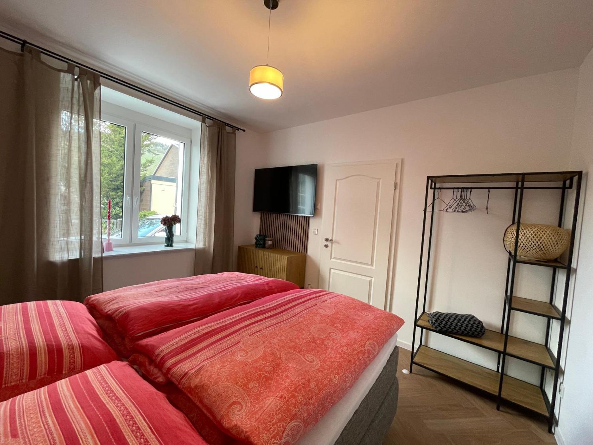 Luxurioese Ferienwohnung Mit Wellness Oase Саарбург Екстер'єр фото